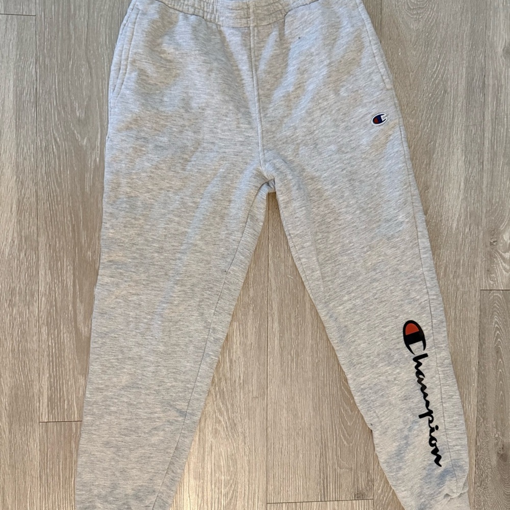 💥$10 STEAL! CHAMPION Grey Joggers Logo Sweatpants Streetwear Y2K Athletic ❤️